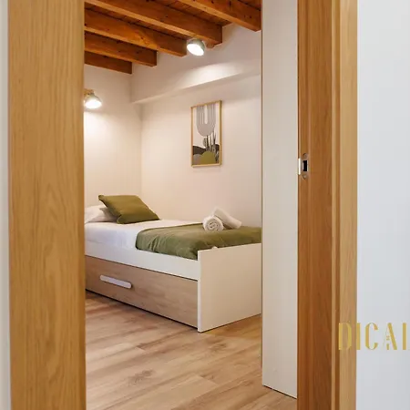 Piso Familiar Centro דירה